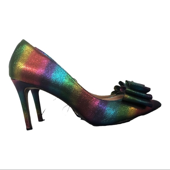Betsey Johnson Bary metallic iridescent rainbow d’orsay stiletto bow heels sz7.5 - Picture 2 of 16